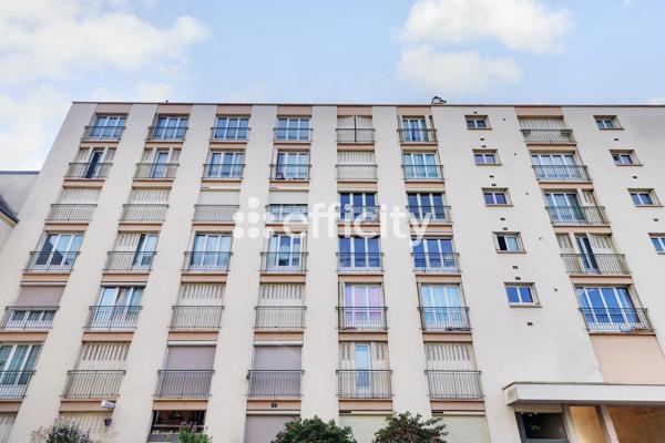 Appartement
         3 pièces
        - 61 m² Exclusivité 185 000 € *
