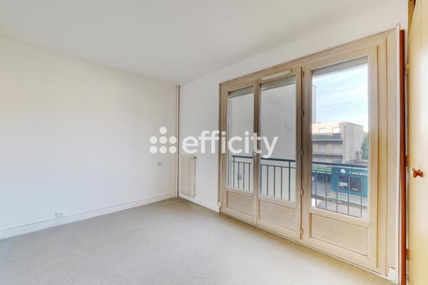 Appartement
         3 pièces
        - 61 m² Exclusivité 185 000 € *