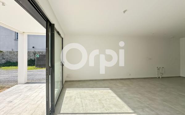 Maison à vendre    4 pièces •  Ruoms