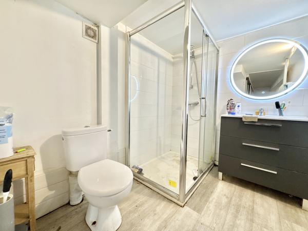 Immeuble au coeur d'un bourg médiéval  Penne-d'Agenais (47140)