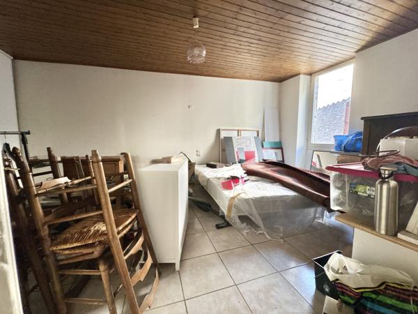 Immeuble au coeur d'un bourg médiéval  Penne-d'Agenais (47140)