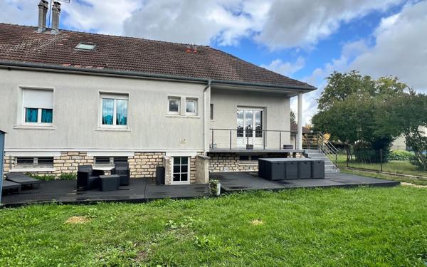 Maison à vendre    8 pièces •  Saint-Dizier