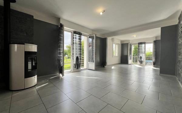 Maison à vendre    8 pièces •  Saint-Dizier