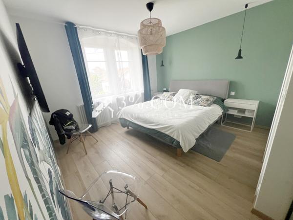 Maison 6 pièce(s) 3 chambre(s) 125 m²