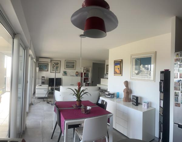 Appartement Nantes Mangin T6 avec loggia vue Loire, 4 chambres et 2 places de parking 499 900 € FAI 3560ND – nantes Sud Immobilier
