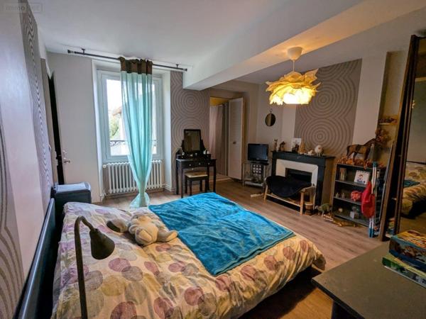 Maison de ville à vendre à Nogent-le-Rotrou dans l'Eure-et-Loir (28400), ref : 11247/266 Paty