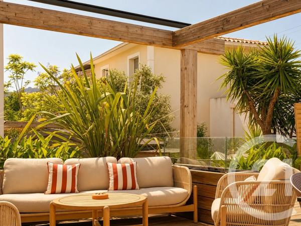 Maison à vendre  8 pièces - 197,42 m 2   CALENZANA  - 202