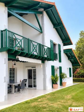 Villa au calme avec piscine et vue montagnes