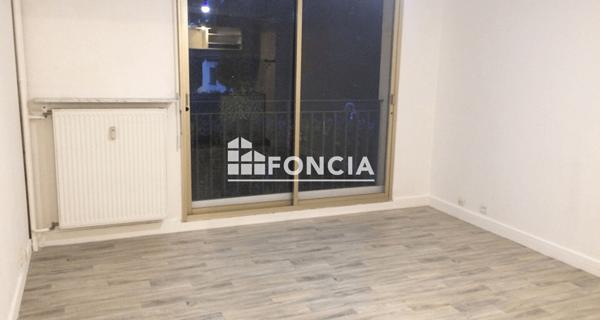 Location Appartement 2 pièces 23.49 m² - L'haÿ-les-roses 94240