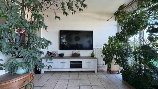 Appartement Livry Gargan 5 pièce(s) 98.98 m2