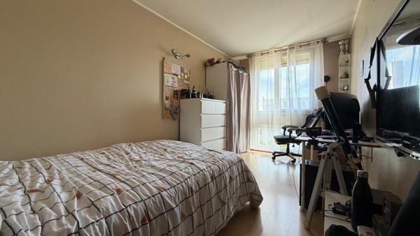 Appartement Livry Gargan 5 pièce(s) 98.98 m2