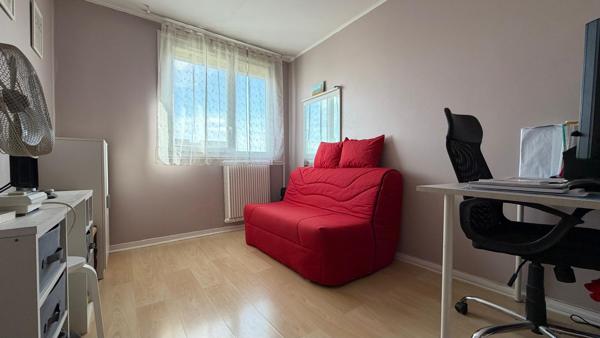 Appartement Livry Gargan 5 pièce(s) 98.98 m2
