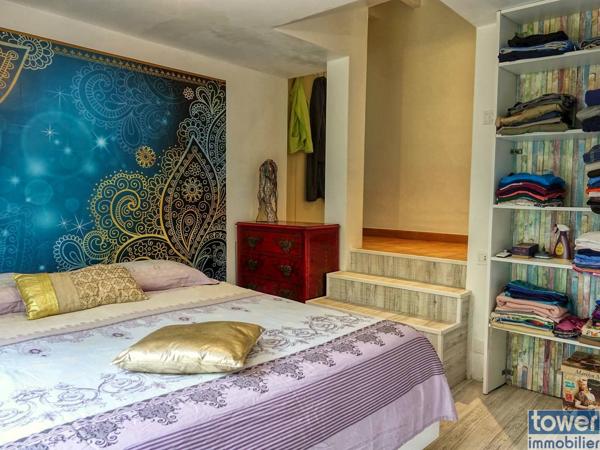 MAISON D ARCHITECTE 130m2 AU COEUR DE 4000M2 DE NATURE 3 MN DE PRAYSSAC