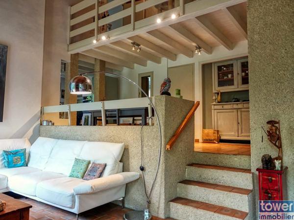 MAISON D ARCHITECTE 130m2 AU COEUR DE 4000M2 DE NATURE 3 MN DE PRAYSSAC