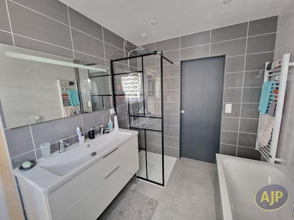 Vente maison Saint Philbert De Grand Lieu : 384 990 € - AJP Immobilier Saint-Philbert-de-Grand-Lieu