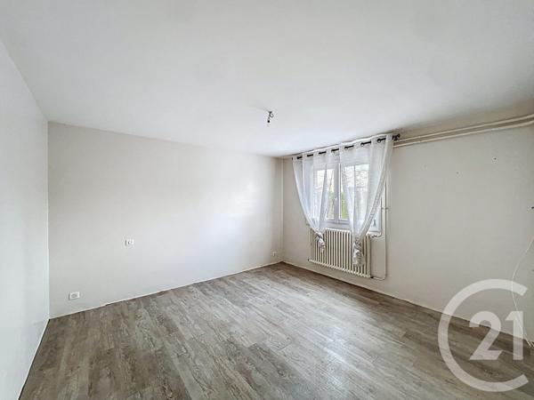 Maison à vendre  6 pièces - 133,78 m2 LES MARTRES DE VEYRE - 63