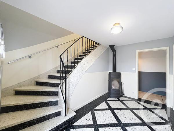 Maison à vendre  6 pièces - 133,78 m2 LES MARTRES DE VEYRE - 63