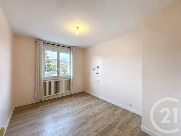 Maison à vendre  6 pièces - 133,78 m2 LES MARTRES DE VEYRE - 63