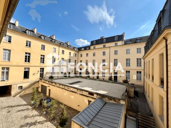 Location Parking - 7 RUE DU PEINTRE LEBRUN- HOTEL R Versailles 78000