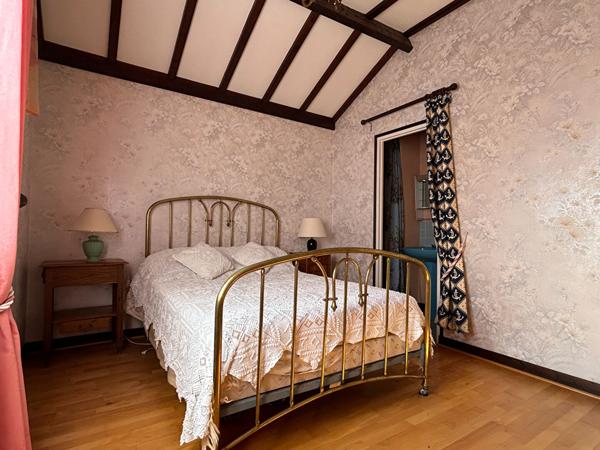 Maison - 6 pièces - 155 m²