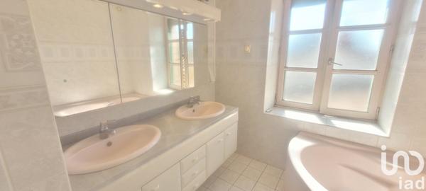 Maison à vendre 5 pièces 140 m² Essarts-en-Bocage