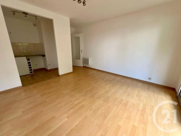Appartement F2 à vendre  2 pièces - 37,70 m 2   LIVRY GARGAN  - 93