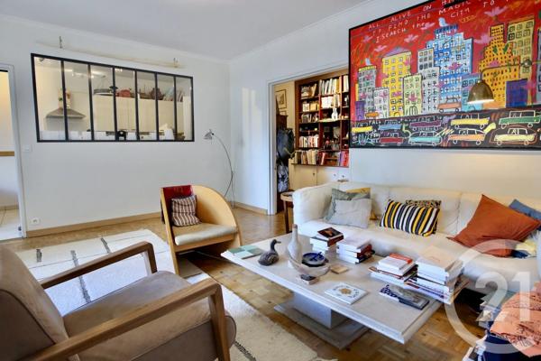 Appartement à vendre  5 pièces - 125 m 2   LES LILAS  - 93