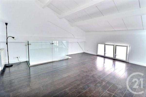 Appartement à vendre  5 pièces - 125 m 2   LES LILAS  - 93