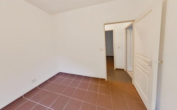 Appartement à louer    4 pièces • 72,38 m2 Forcalquier