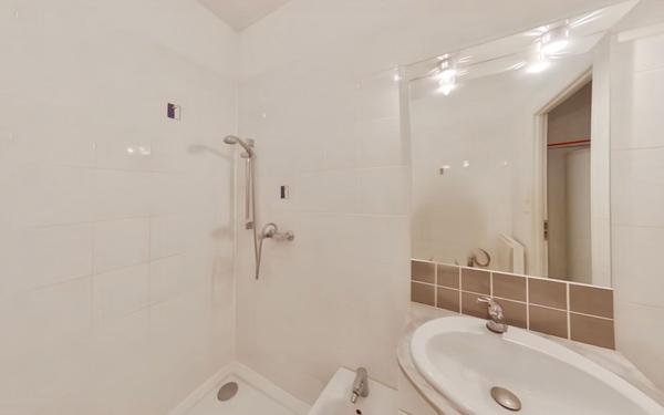 Appartement à louer    4 pièces • 72,38 m2 Forcalquier