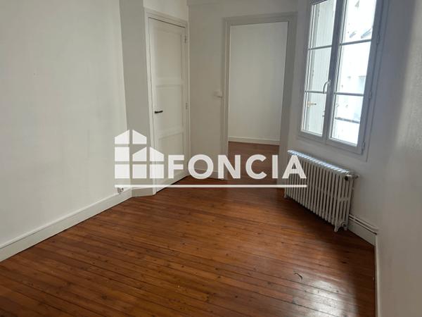 Location Appartement 3 pièces 63.33 m² - 3ème ETAGE - PORTE 3 Niort 79000