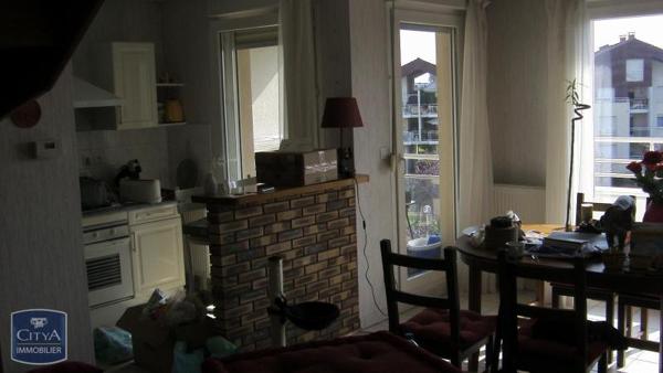 Appartement à louer 4 pièces 77.5m²