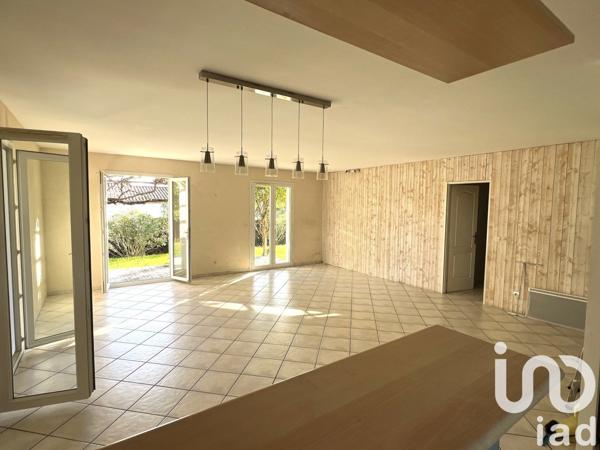 Maison 5 pièces de 120 m² à Montussan (33450)