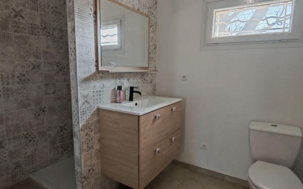 Maison à vendre    5 pièces •  Beaucaire