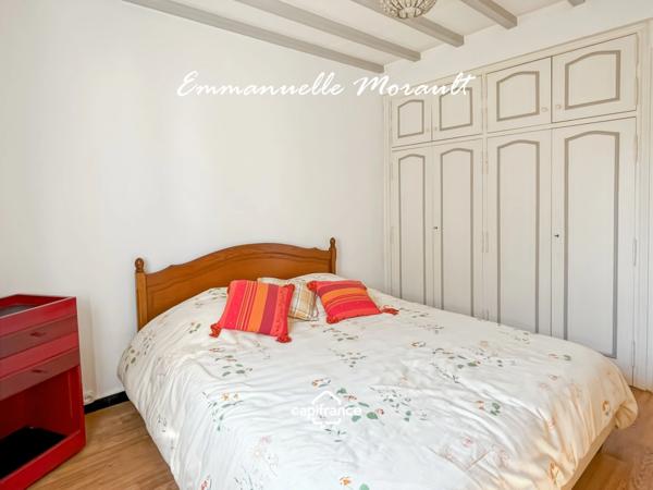 Maison à vendre 4 pièces avec piscine BAGNOLS EN FORET (83)