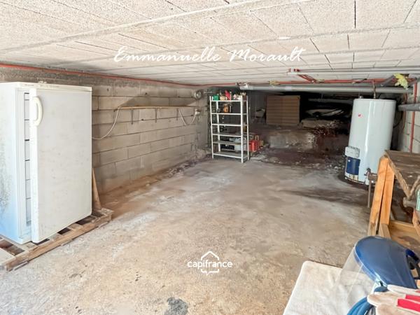 Maison à vendre 4 pièces avec piscine BAGNOLS EN FORET (83)