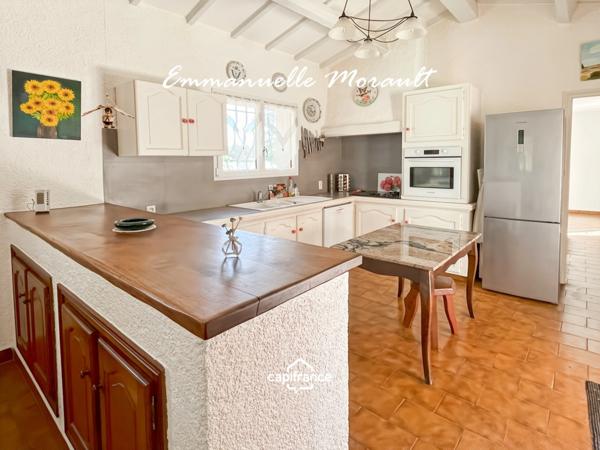 Maison à vendre 4 pièces avec piscine BAGNOLS EN FORET (83)