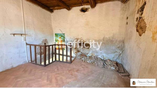 Maison
         4 pièces
        - 40 m² Exclusivité 30 000 € *