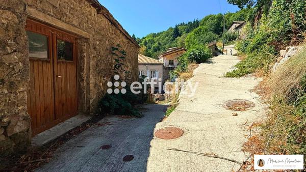 Maison
         4 pièces
        - 40 m² Exclusivité 30 000 € *