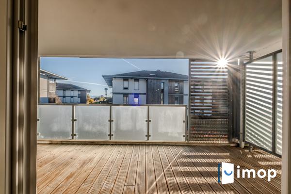 T3 au calme avec grande terrasse et garage proche frontière suisse