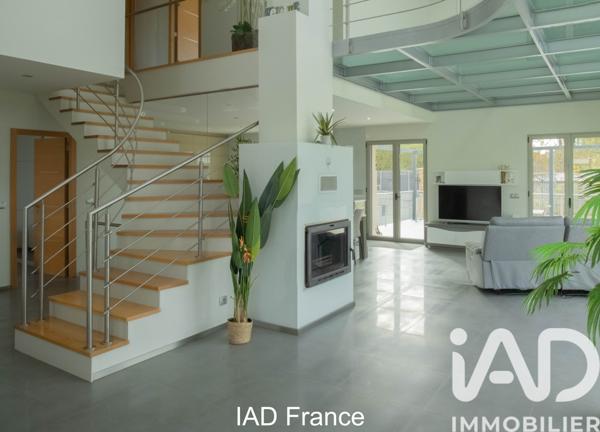 Maison à vendre 5 pièces 230 m² Le Perray-en-Yvelines