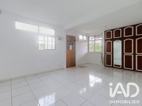 Maison à vendre 6 pièces 108 m² Les Abymes
