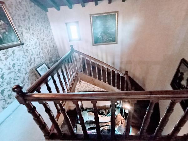 Maison 11 pièces - 292 m²