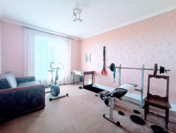 Maison 11 pièces - 292 m²