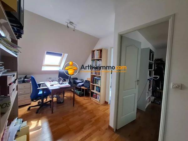 Vente                                                      Maison
                        
                     6 pièces                      155 m2                     à Coulommiers
