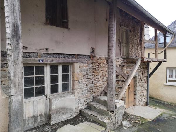 Maison à vendre |  Terrasson-Lavilledieu |  2 pièces | 90 m²