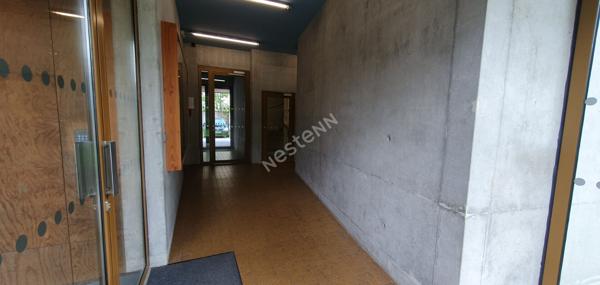 Orvault Cardo -Nantes Nord : Exclusivité ! En vente , Appartement T4 de 76 m², proche toutes commodités, résidence 2016 avec ascenseur, 3 chambres. Cave et parking couvert.