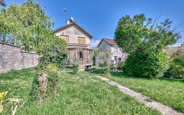 Maison à vendre    5 pièces • 76,66 m2 Villemomble