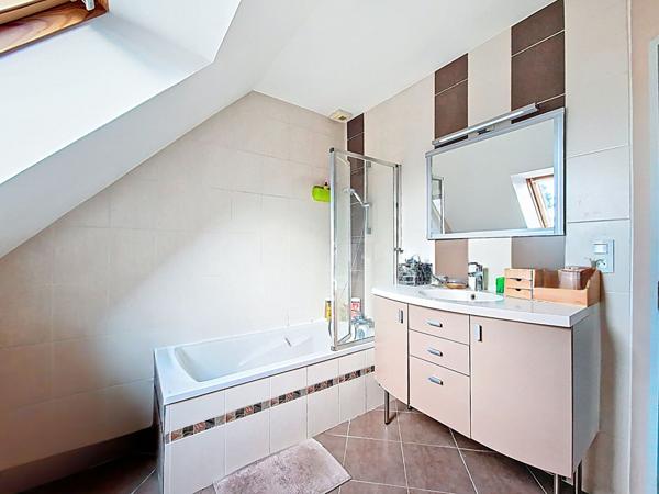 MAISON Corné - 4 chambres - 120 m²