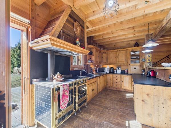 Haute Savoie (74), à vendre MORILLON - Domaine skiable du Grand Massif - Ferme Savoyarde P9